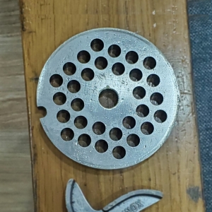 Mặt sàng máy xay thịt MK12 Mặt sàng máy xay thịt MK12