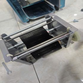 Dao máy thái thịt tươi